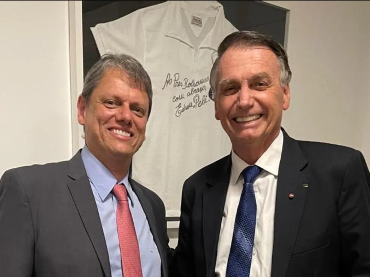 "Tempo da justiça vai chegar", diz Tarcísio sobre Bolsonaro após reeleição