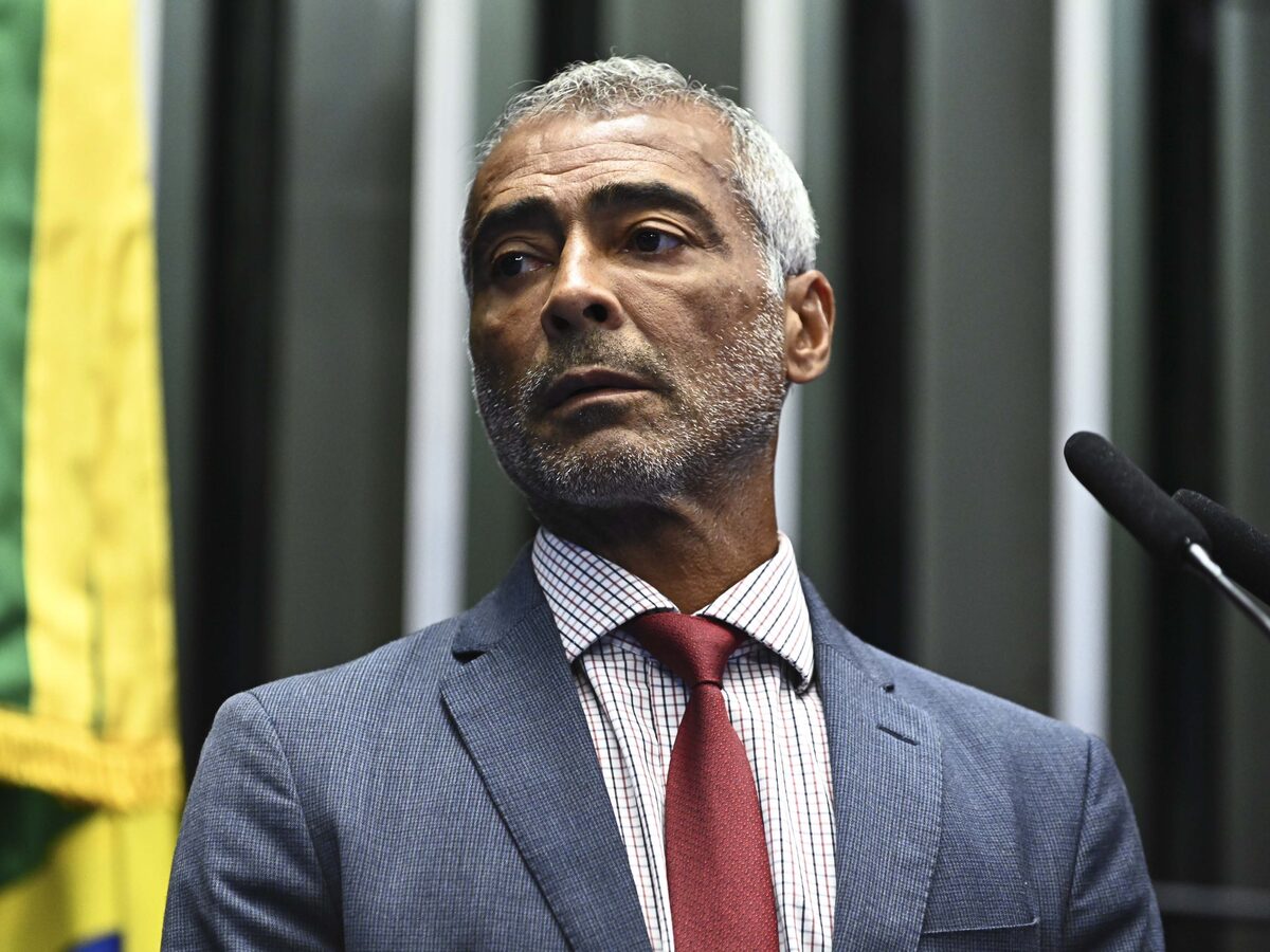Romário defende Cristiano Ronaldo por sair de concentração após atrito com Jesus: ‘Eu faria igual’
