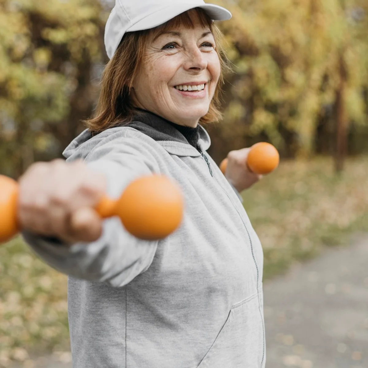 Exercícios para fortalecer os braços e preservar a força após os 50 anos