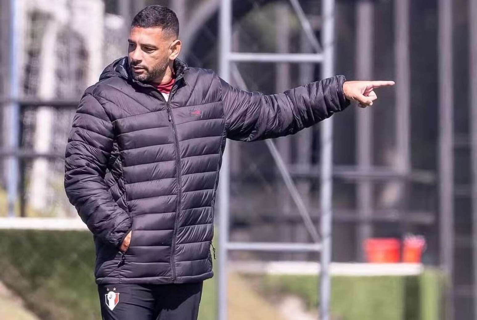 Diego Souza em a&ccedil;&atilde;o no comando do Joinville &ndash;