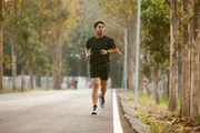 Exercícios para fortalecer os braços e preservar a força após os 50 anos