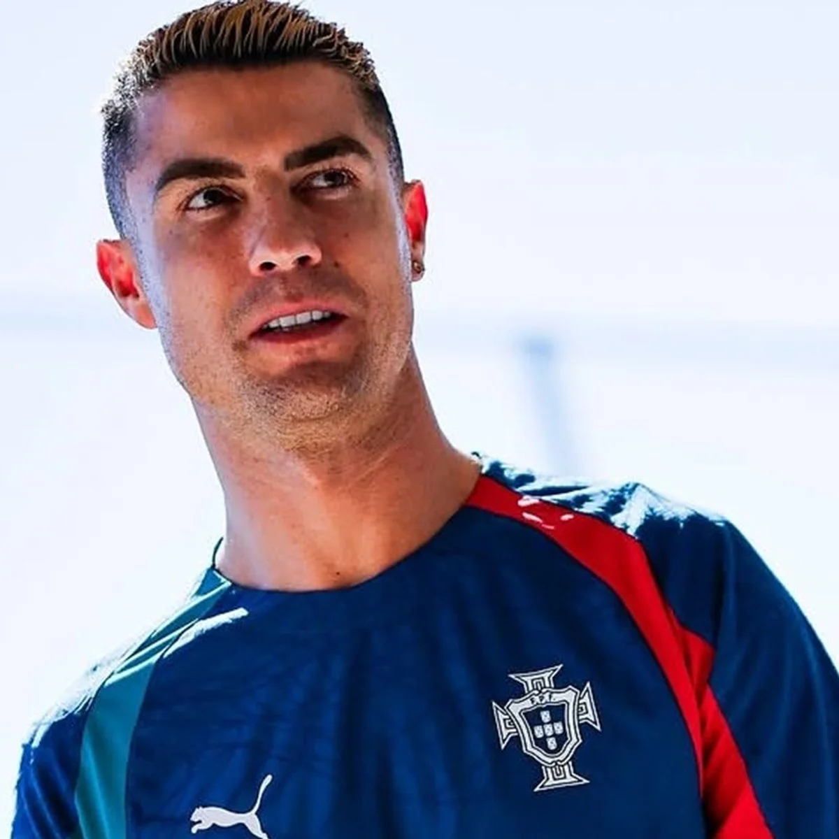 Cristiano Ronaldo retorna à Arábia Saudita após conflito com Jorge Jesus