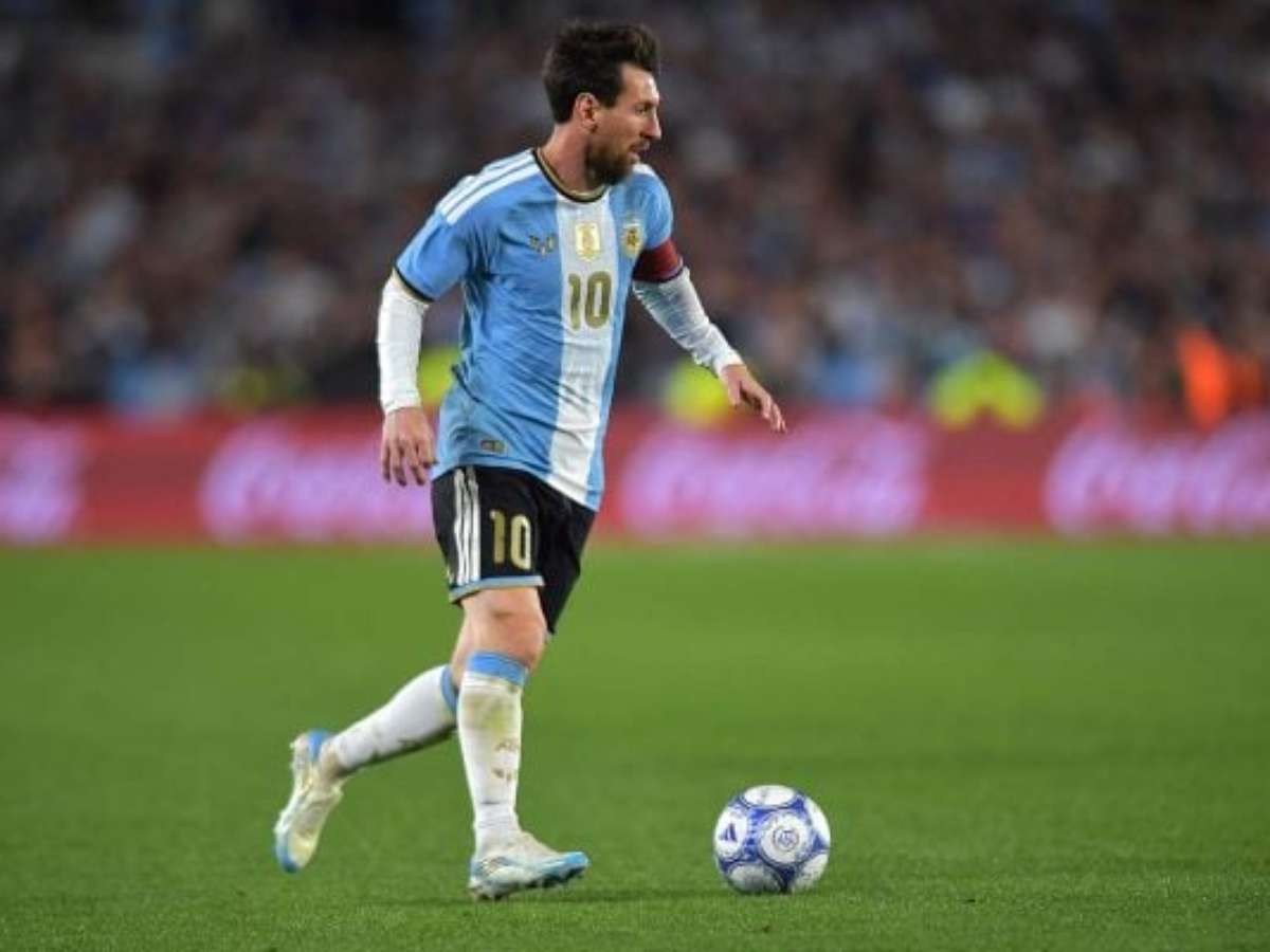 Jornais se derretem por Messi em despedida: "Melhor até o último dia"