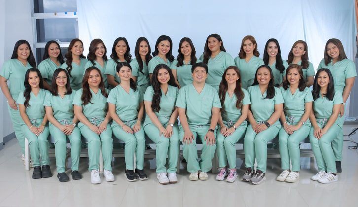 Taxa de aprovação perfeita: os pioneiros médicos da Batangas State U estão prontos para o serviço rural
