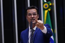 Caiado vota em Goiás, fala em ‘corrigir rumos’ do país e evita antecipar apoio no 2º turno