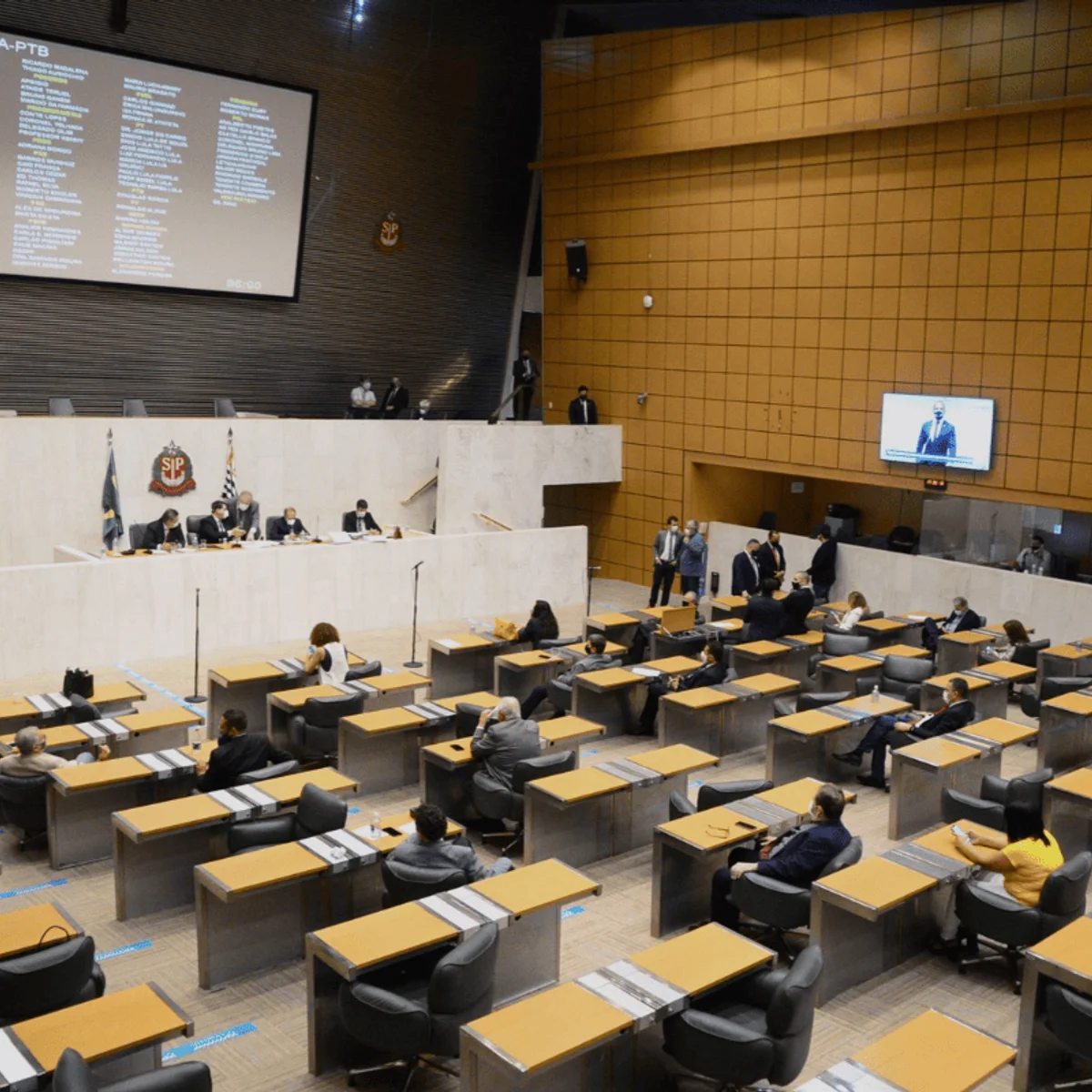 Deputados evangélicos não se reelegem, e bancada perde força na Alesp