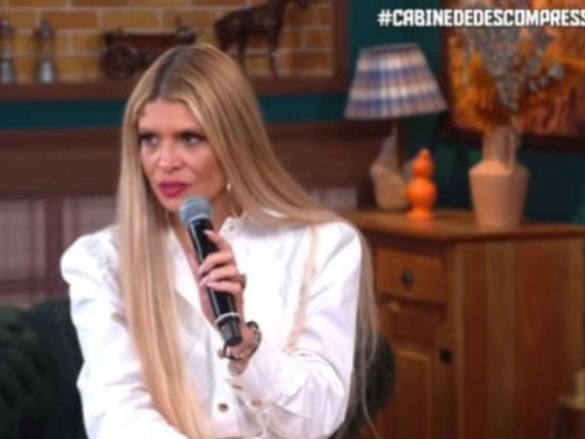 A Fazenda 18: veja o momento em que Adryana é informada de surpresa e ao vivo sobre morte de Rick; ação sofre críticas nas redes
