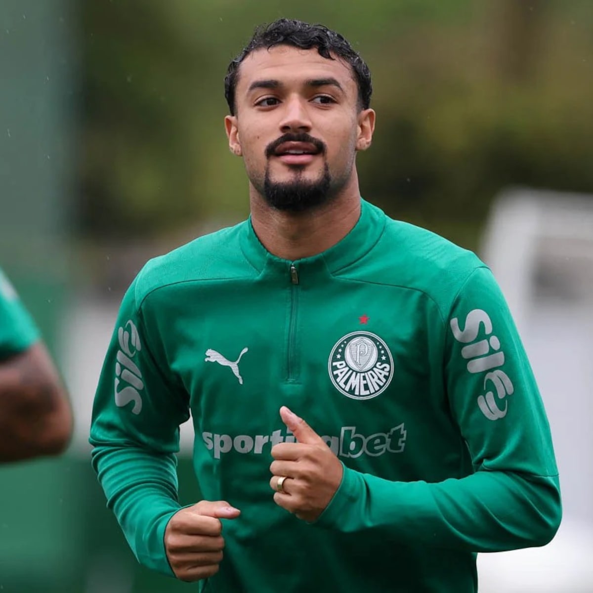 Jefté, do Palmeiras, testa positivo para substância proibida e recebe suspensão provisória